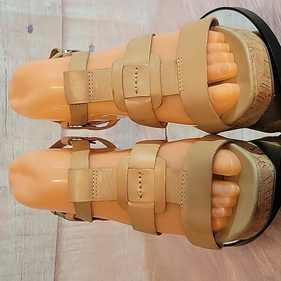 Franco Sarto tan cork wedges - Picture 4 of 6